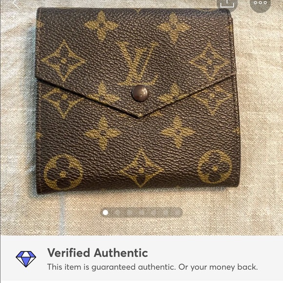 Meet your Posher, Quinn - Picture 2 of 2